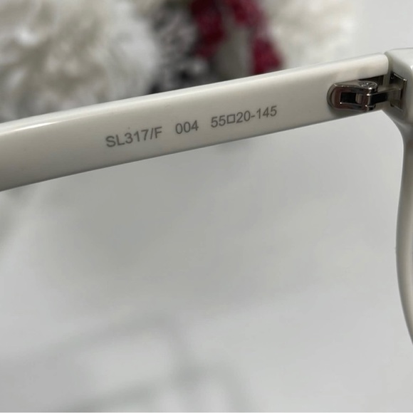 Saint Laurent sunglasses white, very good condition, comes with case. - Picture 5 of 6